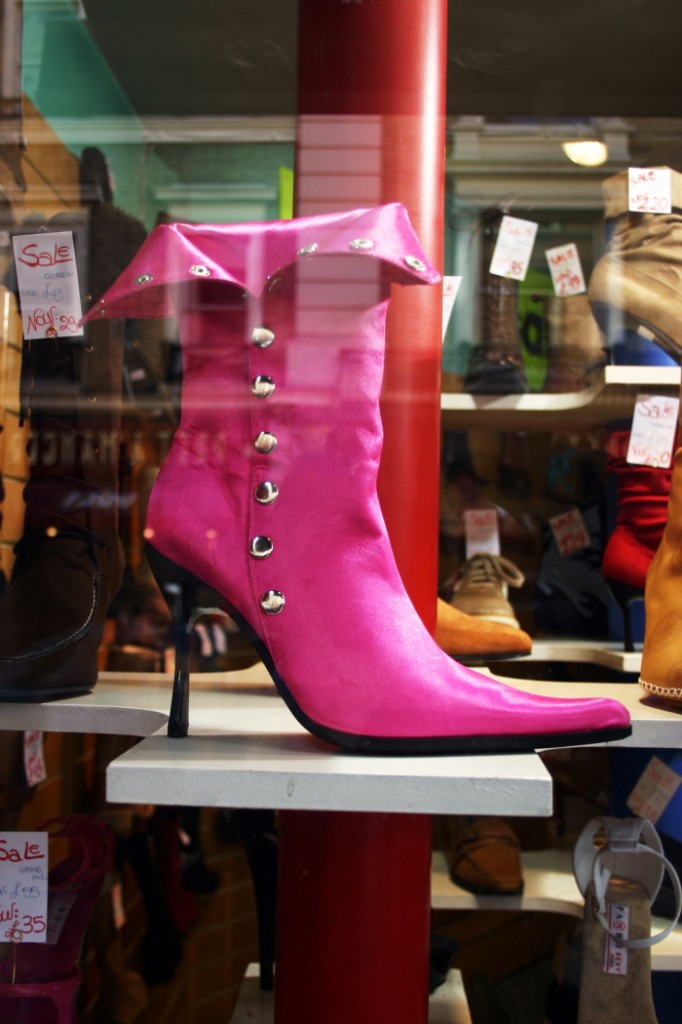 IMG_0608-Pink-boot-07Red